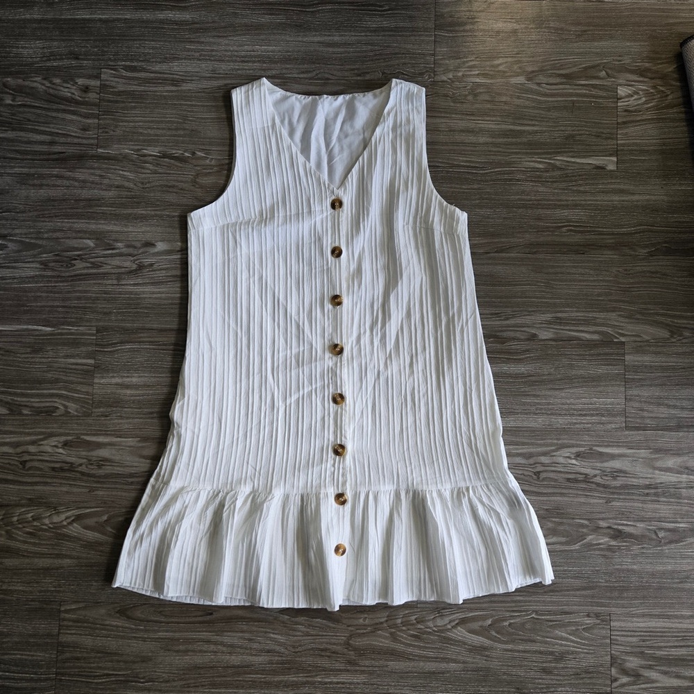 SHEIN White Sleeveless Button-Down Dress